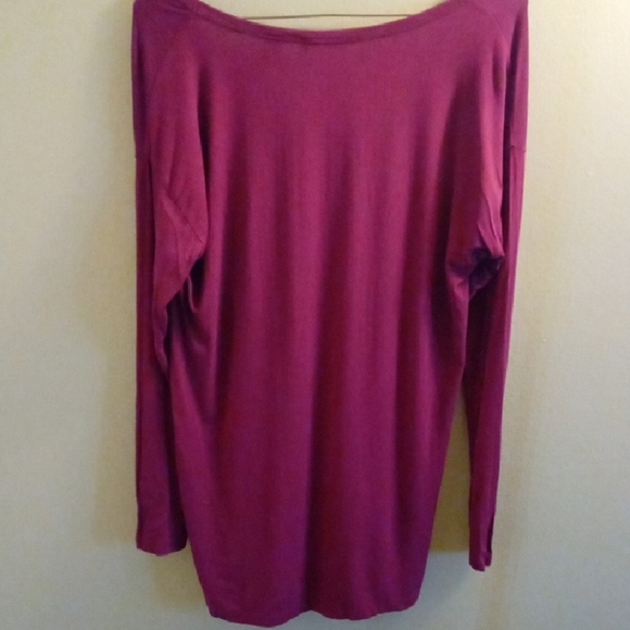 Womans S BKE Raspberry Asymmetrical Blouse with Relaxed Fit - Picture 4 of 4